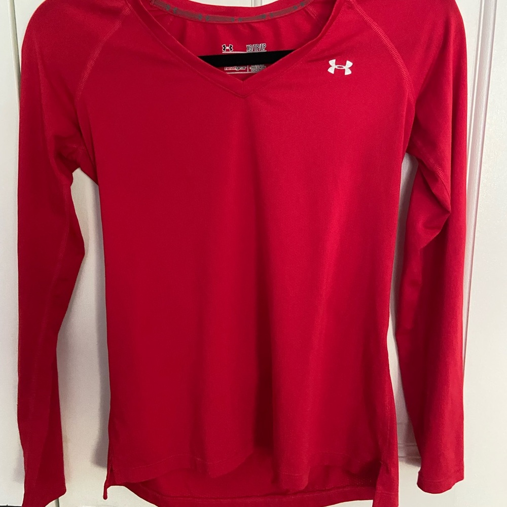 Under Armour heat gear red workout top